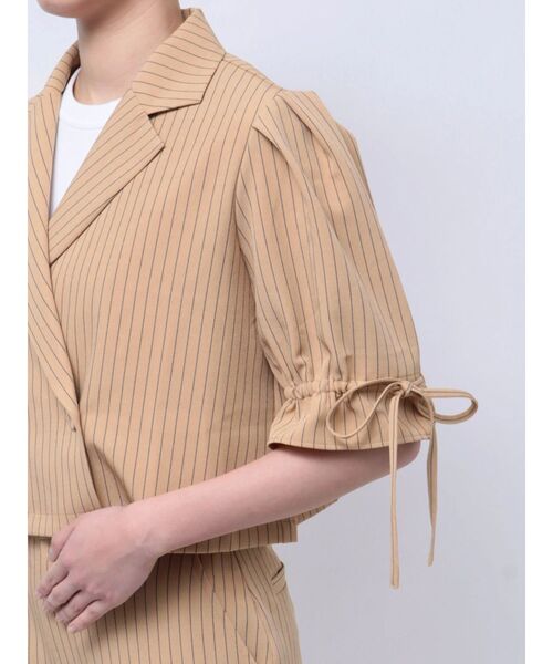 jouetie（ジュエティ）の「【FRUITSZIPPER鎮西寿々歌】クロップドジャケット（テーラードジャケット・レディース・ベージュ・MEDIUM）」の13枚目の写真
