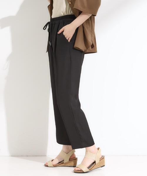 SHOO・LA・RUE(シューラルー)の「【ひんやり/UV/S-LL】さらさらぷるん イージーテーパードパンツ(その他パンツ・レディース・オレンジ/ブルー/カーキ/ベージュ/ブラック/グリーン/ブラウン系その他・04/05/10/01/03/02)」の9枚目の写真