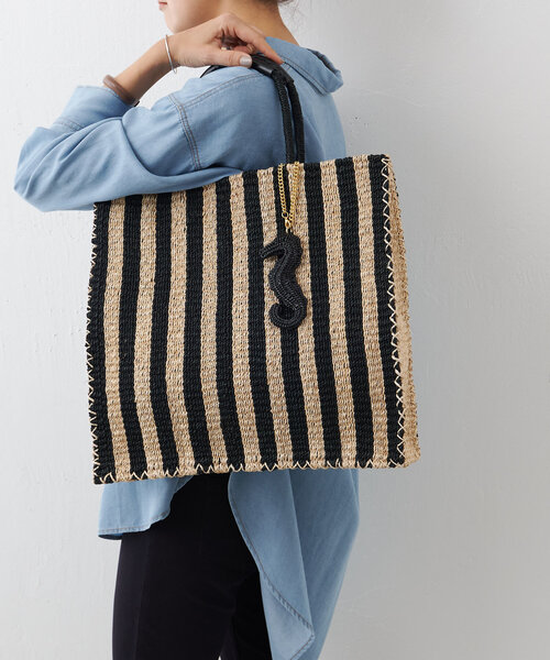 BEARDSLEY(ビアズリー)の「ラタンチャーム付きアバカトート(かごバッグ・レディース・ブロンズ/ブラック・FREE)」の12枚目の写真