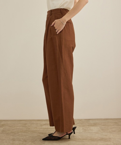 ROPE'（ロペ）の「【洗える】ビスコースリネン スラブスリータックパンツ/一部セットアップ可能（その他パンツ・レディース・ブラウン/ネイビー・40/38/36）」の16枚目の写真