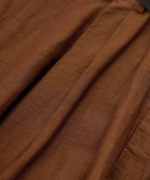 ROPE'（ロペ）の「【洗える】ビスコースリネン スラブスリータックパンツ/一部セットアップ可能（その他パンツ・レディース・ブラウン/ネイビー・40/38/36）」の6枚目の写真