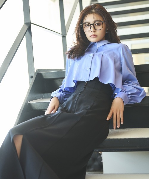 AND COUTURE（アンドクチュール）の「フロントZIPマーメイドスカート（スカート・レディース・ライトグレー/イエロー/ブラック・MEDIUM/SMALL）」の5枚目の写真