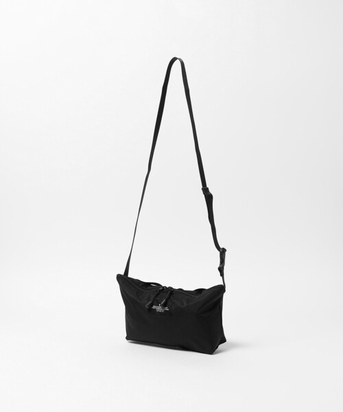 Steven Alan（スティーブンアラン）の「＜BAGSINPROGRESS＞ FANNYPACK CROSSBODY/バッグ（ショルダーバッグ・メンズ・オリーブ/ブラック・FREE）」の5枚目の写真