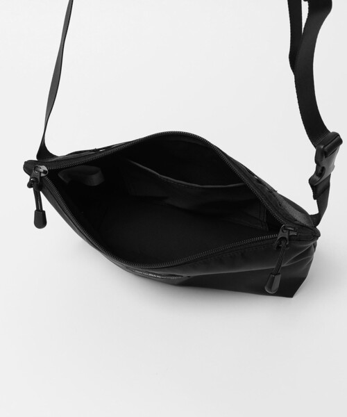 Steven Alan（スティーブンアラン）の「＜BAGSINPROGRESS＞ FANNYPACK CROSSBODY/バッグ（ショルダーバッグ・メンズ・オリーブ/ブラック・FREE）」の13枚目の写真