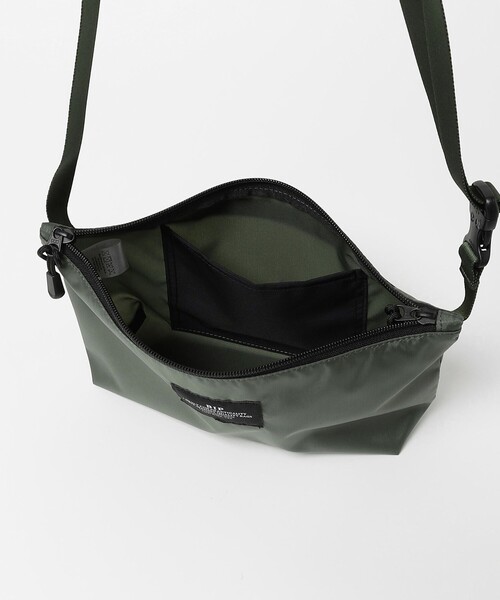 Steven Alan（スティーブンアラン）の「＜BAGSINPROGRESS＞ FANNYPACK CROSSBODY/バッグ（ショルダーバッグ・メンズ・オリーブ/ブラック・FREE）」の22枚目の写真