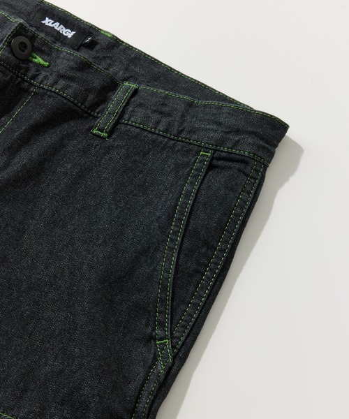 XLARGE（エクストララージ）の「COLOR STITCHED DENIM CARGO PANTS（デニムパンツ・メンズ・インディゴブルー/ブラック・30inch/32inch/34inch/36inch）」の9枚目の写真