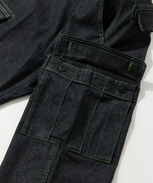 XLARGE（エクストララージ）の「COLOR STITCHED DENIM CARGO PANTS（デニムパンツ・メンズ・インディゴブルー/ブラック・30inch/32inch/34inch/36inch）」の7枚目の写真