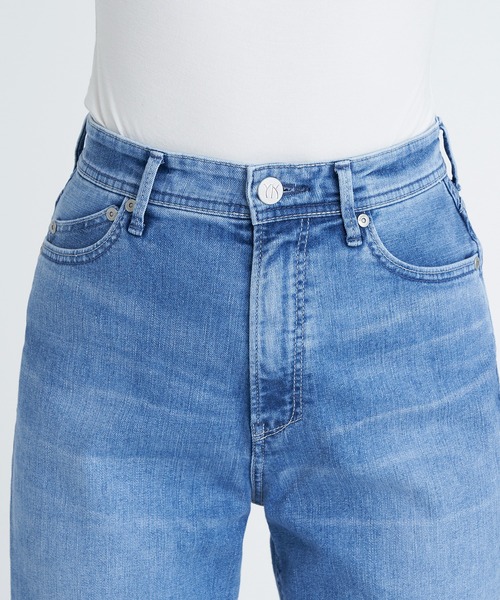 YANUK(ヤヌーク)の「Really Light ボーイズストレート"LEA"(デニムパンツ・レディース・サックスブルー・26inch/25inch/24inch/23inch/22inch/21inch/27inch)」の7枚目の写真