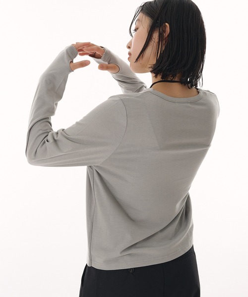 MUHET(ミュエータ)の「design long sleeve t-shirt / デザインロンT(Tシャツ/カットソー・レディース・ネイビー/ピンク/グレイッシュベージュ・FREE)」の21枚目の写真