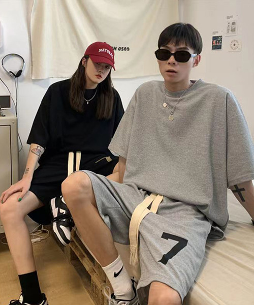 DEVICE（デバイス）の「セットアップ 韓国 ストリート スタイル ナンバリング バックプリント ルーズ 半袖 Tシャツ & ショートパンツ ルームウェア（Tシャツ/カットソー・メンズ・グレー/ブラック/ホワイト・FREE）」の6枚目の写真