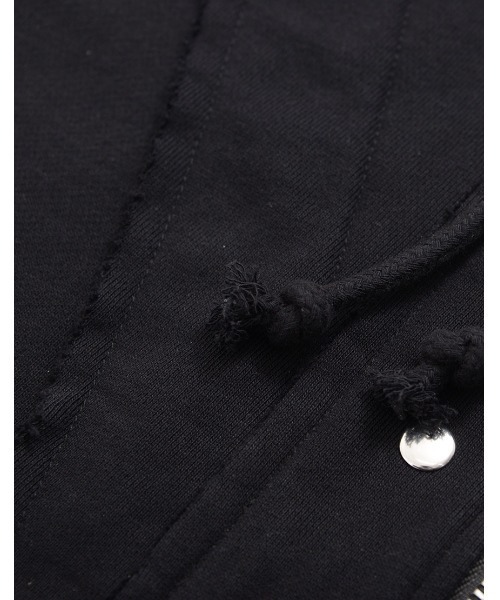 ililil（イルイルイル）の「『ililil/イルイルイル』黒翼の堕天使に