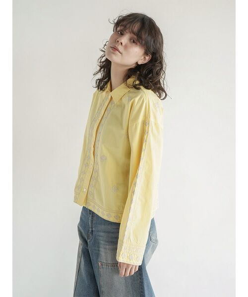 FIKA.(フィーカ)の「Ethnic embroidered shirt(シャツ/ブラウス・レディース・ブラック/オフホワイト/イエロー・MEDIUM)」の10枚目の写真