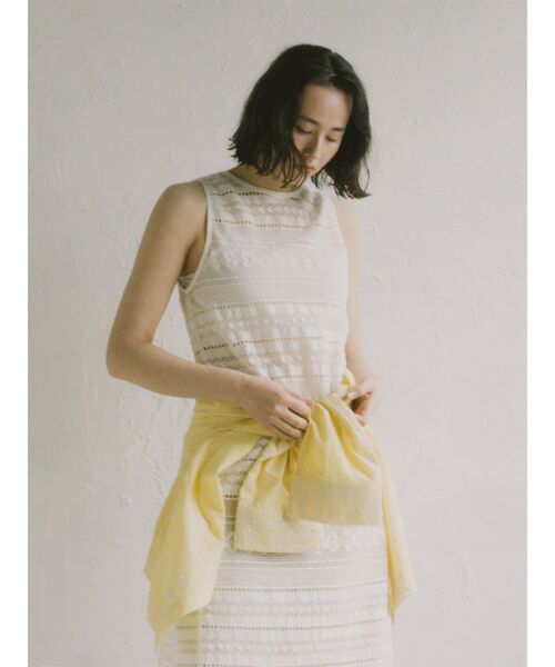 FIKA.(フィーカ)の「Ethnic embroidered shirt(シャツ/ブラウス・レディース・ブラック/オフホワイト/イエロー・MEDIUM)」の9枚目の写真