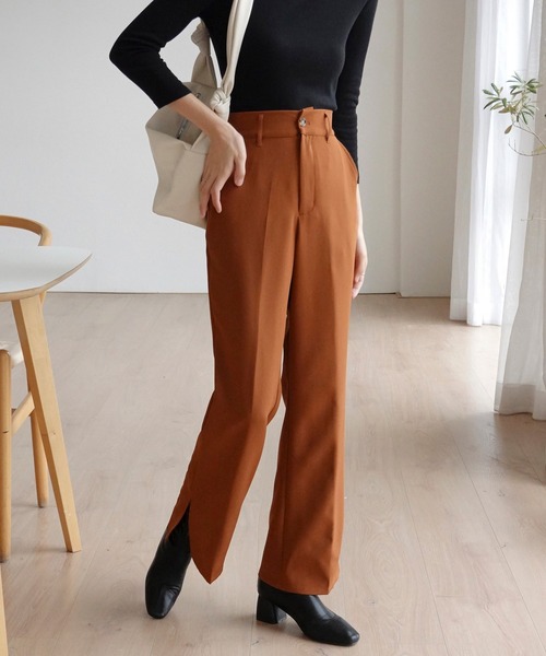 urge：（アージコロン ）の「【URGE:】シルエット フレア スリット パンツ（スラックス・レディース・アイボリー/ブラック/ライトベージュ/チャコールグレー/ブラウン/ミント・SMALL/MEDIUM/LARGE）」の9枚目の写真