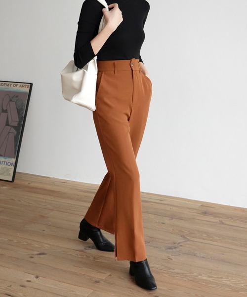 urge：（アージコロン ）の「【URGE:】シルエット フレア スリット パンツ（スラックス・レディース・アイボリー/ブラック/ライトベージュ/チャコールグレー/ブラウン/ミント・SMALL/MEDIUM/LARGE）」の10枚目の写真