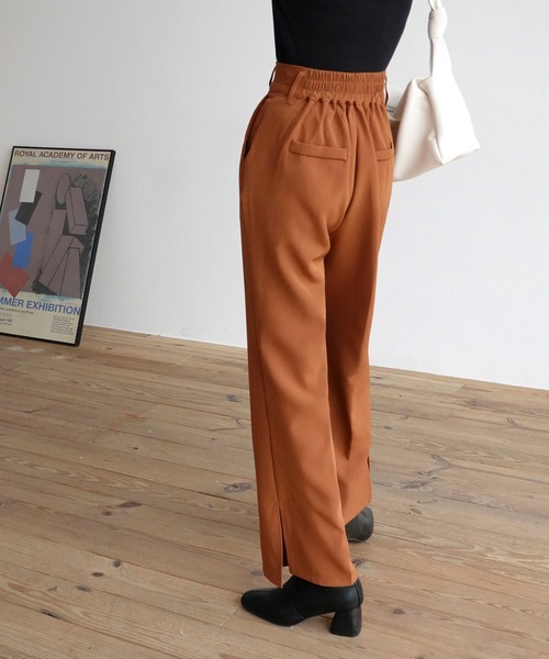 urge：（アージコロン ）の「【URGE:】シルエット フレア スリット パンツ（スラックス・レディース・アイボリー/ブラック/ライトベージュ/チャコールグレー/ブラウン/ミント・SMALL/MEDIUM/LARGE）」の11枚目の写真