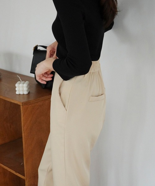 urge：（アージコロン ）の「【URGE:】シルエット フレア スリット パンツ（スラックス・レディース・アイボリー/ブラック/ライトベージュ/チャコールグレー/ブラウン/ミント・SMALL/MEDIUM/LARGE）」の20枚目の写真