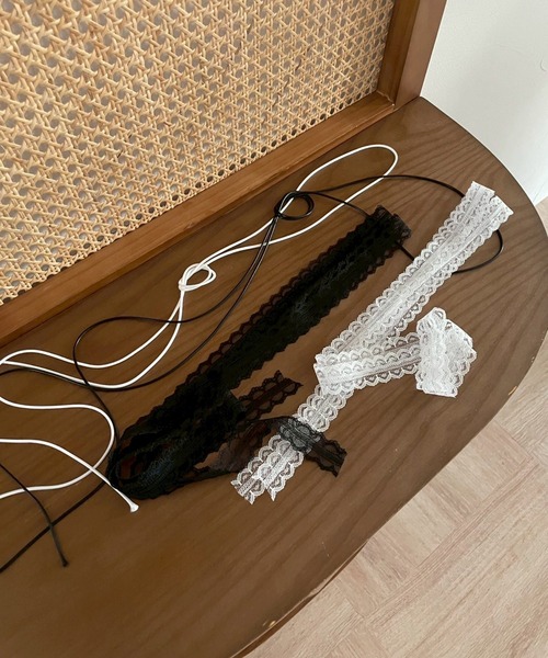 kutir（クティール）の「kutirlune／【2way】ループ×レースタイ　チョーカー（チョーカー・レディース・ブラック/ライトホワイト・FREE）」の3枚目の写真