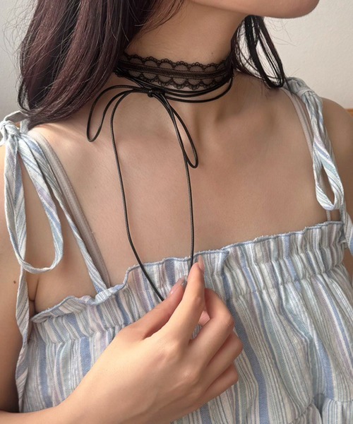 kutir（クティール）の「kutirlune／【2way】ループ×レースタイ　チョーカー（チョーカー・レディース・ブラック/ライトホワイト・FREE）」の7枚目の写真