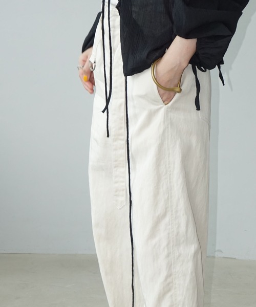 chuclla(チュクラ)の「ベルト付き テクスチャー ハイウエストパンツ chw25s068(その他パンツ・レディース・ブラック/ホワイト/アイボリー・L/S/M)」の11枚目の写真