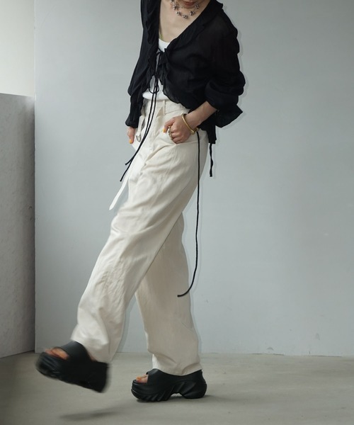 chuclla(チュクラ)の「ベルト付き テクスチャー ハイウエストパンツ chw25s068(その他パンツ・レディース・ブラック/ホワイト/アイボリー・L/S/M)」の14枚目の写真