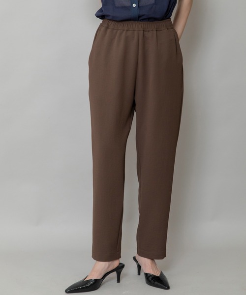 Munich(ミューニック)の「【UVカット】【接触冷感】【吸水・速乾性】ストレッチドビーテーパードパンツ(スラックス・レディース・ブラック/ブラウン/カーキ・M/S/XS)」の3枚目の写真