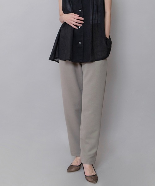 Munich(ミューニック)の「【UVカット】【接触冷感】【吸水・速乾性】ストレッチドビーテーパードパンツ(スラックス・レディース・ブラック/ブラウン/カーキ・M/S/XS)」の10枚目の写真