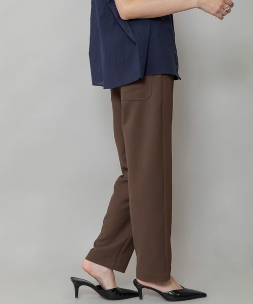 Munich(ミューニック)の「【UVカット】【接触冷感】【吸水・速乾性】ストレッチドビーテーパードパンツ(スラックス・レディース・ブラック/ブラウン/カーキ・M/S/XS)」の15枚目の写真