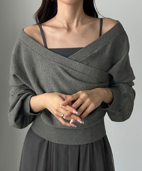 Louere(ルエレ)の「カシュクールニット+ラッフルチュールキャミワンピースSET(ワンピース・レディース・アイボリー/ブラック/チャコール・LARGE/MEDIUM/SMALL)」の21枚目の写真