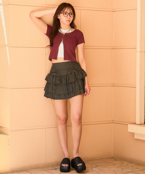 GORGE(ゴージ)の「《編み上げ×ピグメント加工》レイヤード風コンパクトトップス(Tシャツ/カットソー・レディース・ボルドー/スミクロ/カーキ・F)」の5枚目の写真