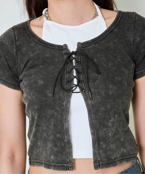 GORGE(ゴージ)の「《編み上げ×ピグメント加工》レイヤード風コンパクトトップス(Tシャツ/カットソー・レディース・ボルドー/スミクロ/カーキ・F)」の15枚目の写真