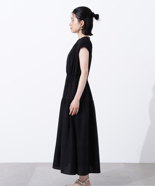 N.(N. Natural Beauty Basic)(エヌエヌナチュラルビューティーベーシック)の「フレンチスリーブギャザーワンピース(ワンピース・レディース・ブラック/ブルー/グリーン・MEDIUM)」の11枚目の写真