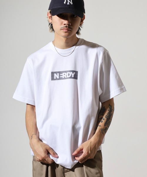 NERDY（ノルディ）の「ブレンク フレーム ロゴ 半袖 Tシャツ（Tシャツ/カットソー・メンズ・ホワイト/レッド/ブラック・L/S/M）」の20枚目の写真