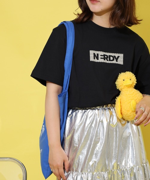 NERDY（ノルディ）の「ブレンク フレーム ロゴ 半袖 Tシャツ（Tシャツ/カットソー・メンズ・ホワイト/レッド/ブラック・L/S/M）」の14枚目の写真