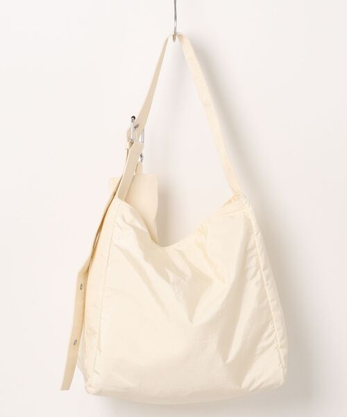 NOLITA LABORATORY（ノリータラボラトリー）の「【 NOLITA / ノリータ 】パスケース付き ナイロン シンプル プレーン ショルダーバッグ（ショルダーバッグ・メンズ・アイボリー/ブラック/グレイッシュベージュ/レッド・FREE）」の13枚目の写真