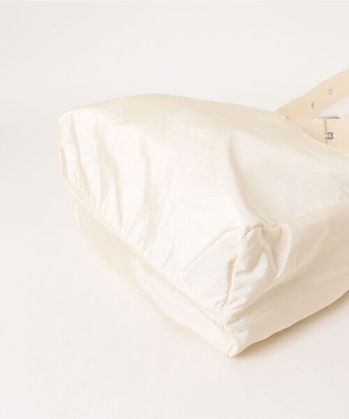 NOLITA LABORATORY（ノリータラボラトリー）の「【 NOLITA / ノリータ 】パスケース付き ナイロン シンプル プレーン ショルダーバッグ（ショルダーバッグ・メンズ・アイボリー/ブラック/グレイッシュベージュ/レッド・FREE）」の14枚目の写真