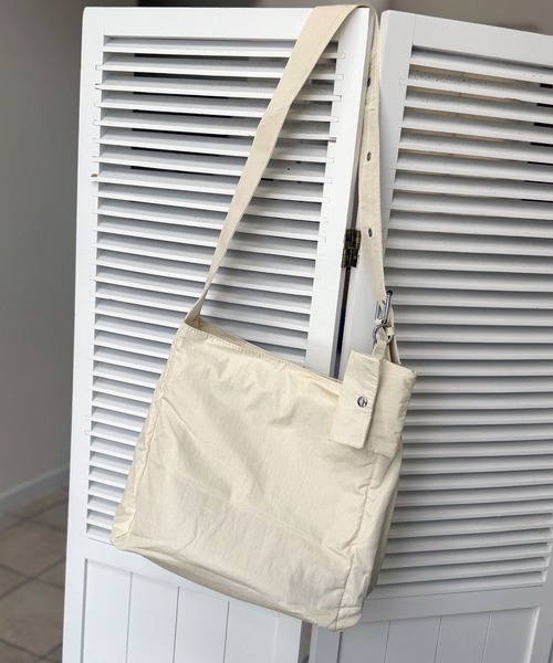 NOLITA LABORATORY（ノリータラボラトリー）の「【 NOLITA / ノリータ 】パスケース付き ナイロン シンプル プレーン ショルダーバッグ（ショルダーバッグ・メンズ・アイボリー/ブラック/グレイッシュベージュ/レッド・FREE）」の20枚目の写真