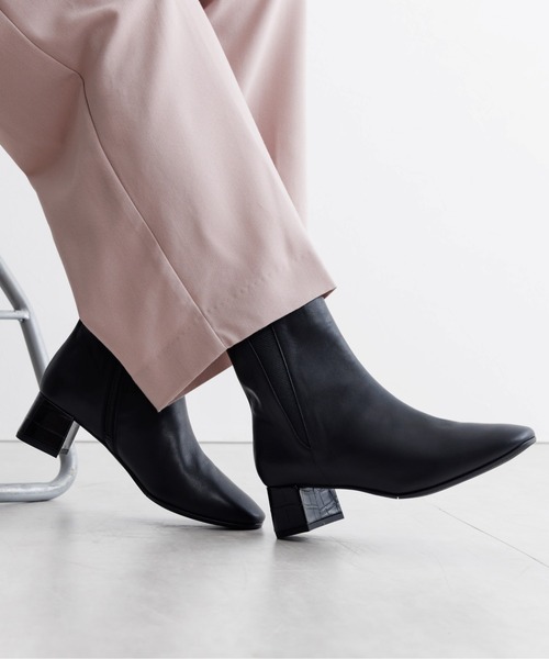 HIMIKO（ヒミコ）の「【HIMIKO】【撥水】スクエアトゥサイドゴアブーツ/651411（ブーツ・レディース・ダークブラウン/ガンメタ/ブラック・23.0cm/24.5cm/24.0cm/26.0cm/25.0cm/23.5cm/22.5cm/22.0cm/25.5cm）」の2枚目の写真