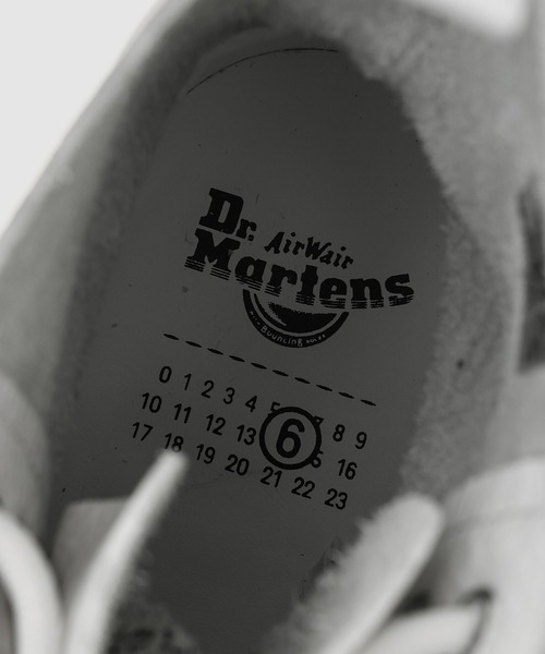 MM6 Maison Margiela（ｴﾑｴﾑｼｯｸｽ ﾒｿﾞﾝ ﾏﾙｼﾞｪﾗ）の「MM6 X Dr. Martens 1460/1461 ブーツ (MEN)（ブーツ・メンズ・その他・42/41/40/43）」の7枚目の写真