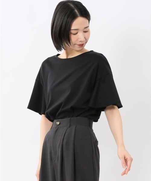 m.f.editorial（エムエフエディトリアル）の「【接触冷感 UVカット コットン100%】m.f.エディトリアル レディース ラッフルスリープ クルーTシャツ（Tシャツ/カットソー・レディース・ライトグレー/ホワイト/ブラック・MEDIUM/LARGE）」の3枚目の写真