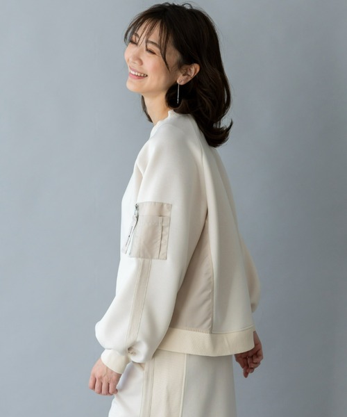 UNDOVE(アンドゥーブ)の「UNDOVE【SMART ECO JERSEY】異素材切替プルオーバー (トレーナー/スエット/リブ使い/ポケット付/防シワ/ストレッチ/イージーケア/UV/ウォッシャブル)(Tシャツ/カットソー・レディース・アイボリー系/ブラック・MEDIUM/LARGE/X-LARGE)」の13枚目の写真