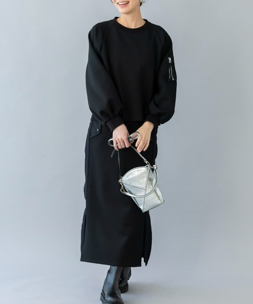 UNDOVE(アンドゥーブ)の「UNDOVE【SMART ECO JERSEY】異素材切替プルオーバー (トレーナー/スエット/リブ使い/ポケット付/防シワ/ストレッチ/イージーケア/UV/ウォッシャブル)(Tシャツ/カットソー・レディース・アイボリー系/ブラック・MEDIUM/LARGE/X-LARGE)」の11枚目の写真
