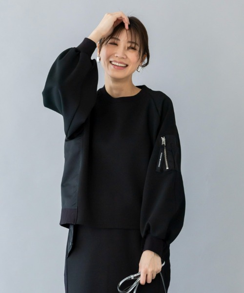 UNDOVE(アンドゥーブ)の「UNDOVE【SMART ECO JERSEY】異素材切替プルオーバー (トレーナー/スエット/リブ使い/ポケット付/防シワ/ストレッチ/イージーケア/UV/ウォッシャブル)(Tシャツ/カットソー・レディース・アイボリー系/ブラック・MEDIUM/LARGE/X-LARGE)」の10枚目の写真