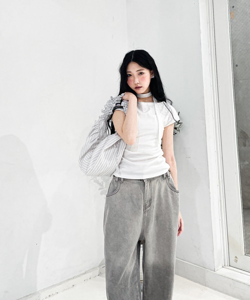 Y/lim(イリム)の「マルチWAYチョーカー付きTシャツ(Tシャツ/カットソー・レディース・ブラック/ブラウン/オフホワイト・M/S)」の21枚目の写真