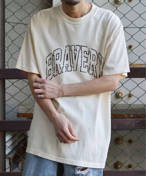 DOUBLE STEAL(ダブルスティール)の「BRAVERYピグメントアーチロゴTシャツ(Tシャツ/カットソー・メンズ・スミクロ/バーガンディー/アイボリー・MEDIUM/LARGE)」の5枚目の写真