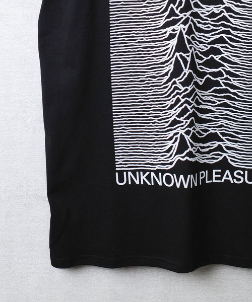ROCK-OFF(ロックオフ)の「【ROCK-OFF】【3】JOY DIVISION(ジョイ・ディヴィジョン)UNKNOWN PLEASURES T-SHIRTS(Tシャツ/カットソー・メンズ・ブラック/ホワイト・X-LARGE/LARGE/MEDIUM)」の6枚目の写真