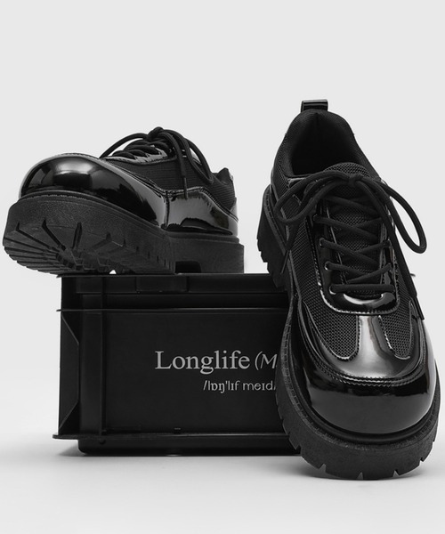 WESTBOY(ウエストボーイ)の「厚底 エナメルスニーカー WO25S13SH10【WB ORIGINALS】(スニーカー・メンズ・ブラック・42/41/44/43)」の2枚目の写真
