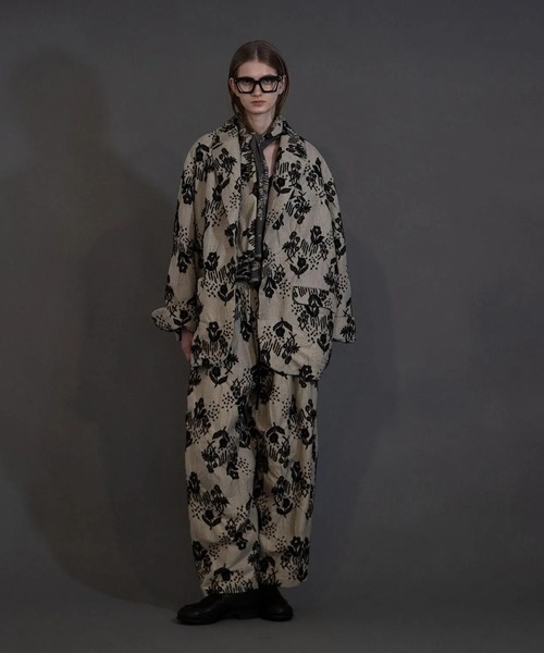 my beautiful landlet(マイビューティフルランドレット)の「【my beautiful landlet】 ORIGINAL FLOWER JACQUARD EASY PANTS(その他パンツ・メンズ・ベージュ/ブラック・1/2/0)」の5枚目の写真