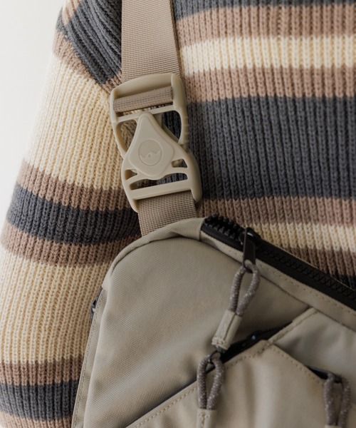 KAVU(カブー)の「KAVU/カブー Roam Sling/ロームスリング(ショルダーバッグ・メンズ・B/C/A・FREE)」の12枚目の写真