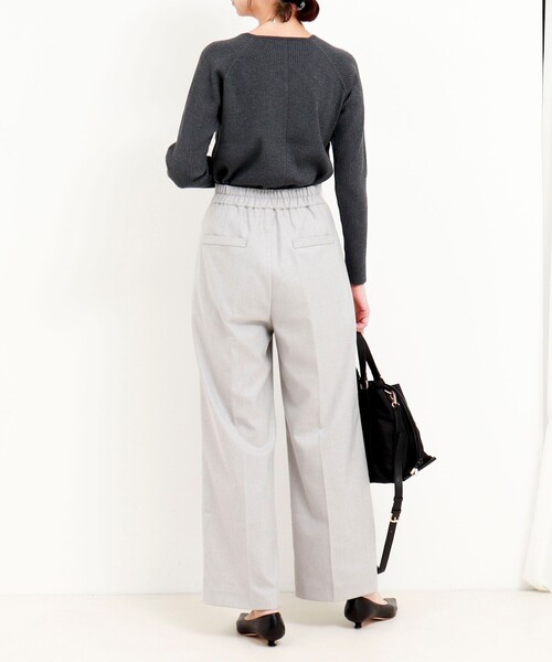 MICO COULIER（ミコクリエ）の「スーパーストレッチ ラメリブVネックプルオーバーニット（ニット/セーター・レディース・ブルー/チャコールグレー/ライトグレー・38）」の14枚目の写真